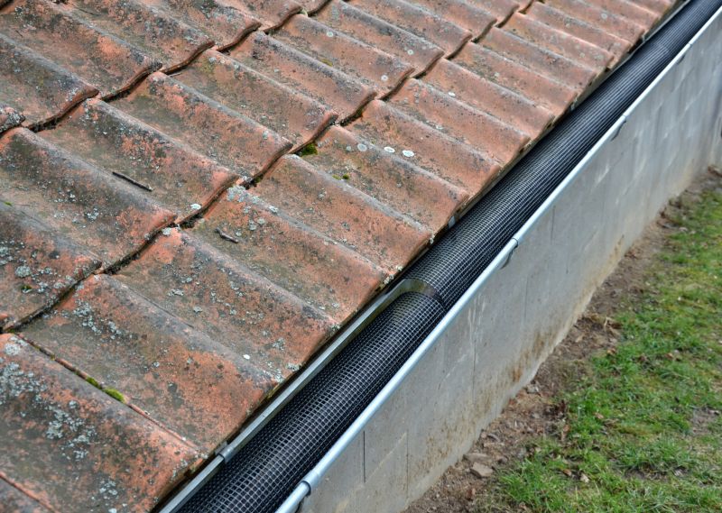 Continuous Gutters Installation
